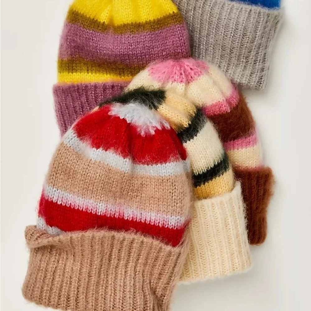 NWOT Free People The Groove Stripe Beanie